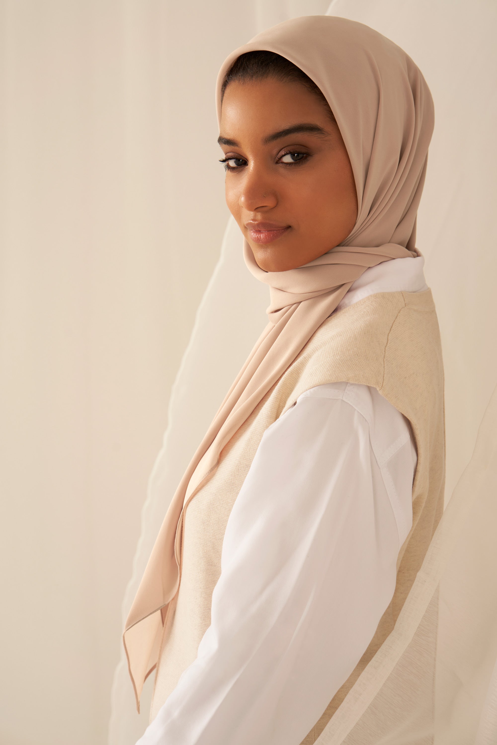 Essential Chiffon Hijab - Barely Beige